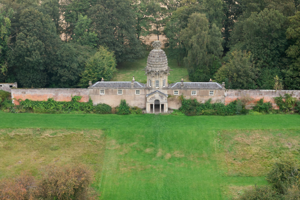 Dunmore Pineapple - Airth, Stirling, aerial photograph